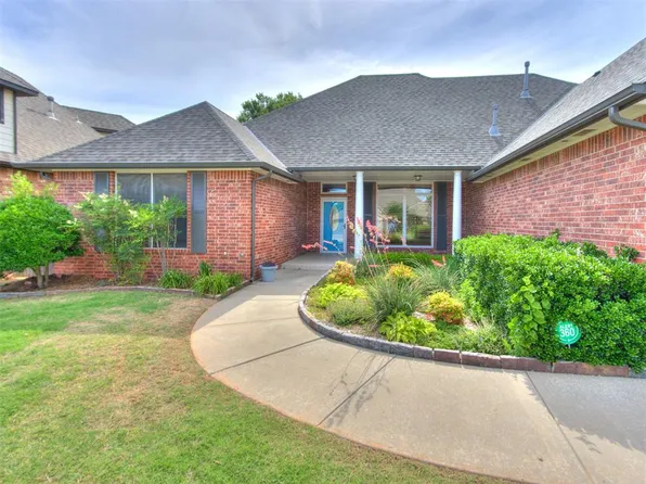 2109 Stony Brook Ln, Yukon, OK 73099