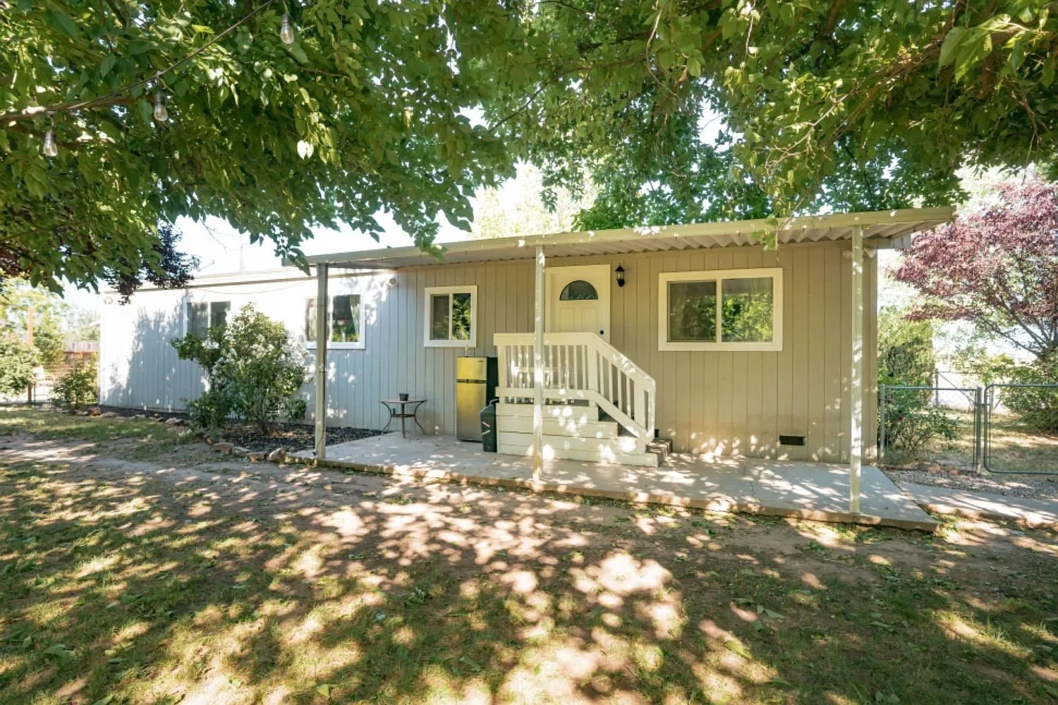 4646 Pacific Ave photo 1