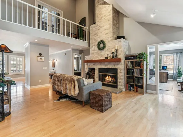 2110 6th Ave NW, Austin, MN 55912