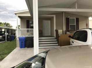 1410 Four Seasons Blvd, Tampa, FL 33613