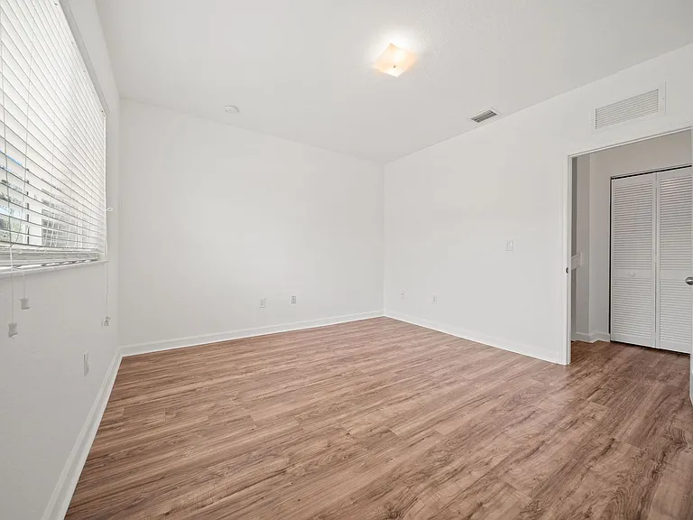 21459 SW 86th Pl — Photo 18