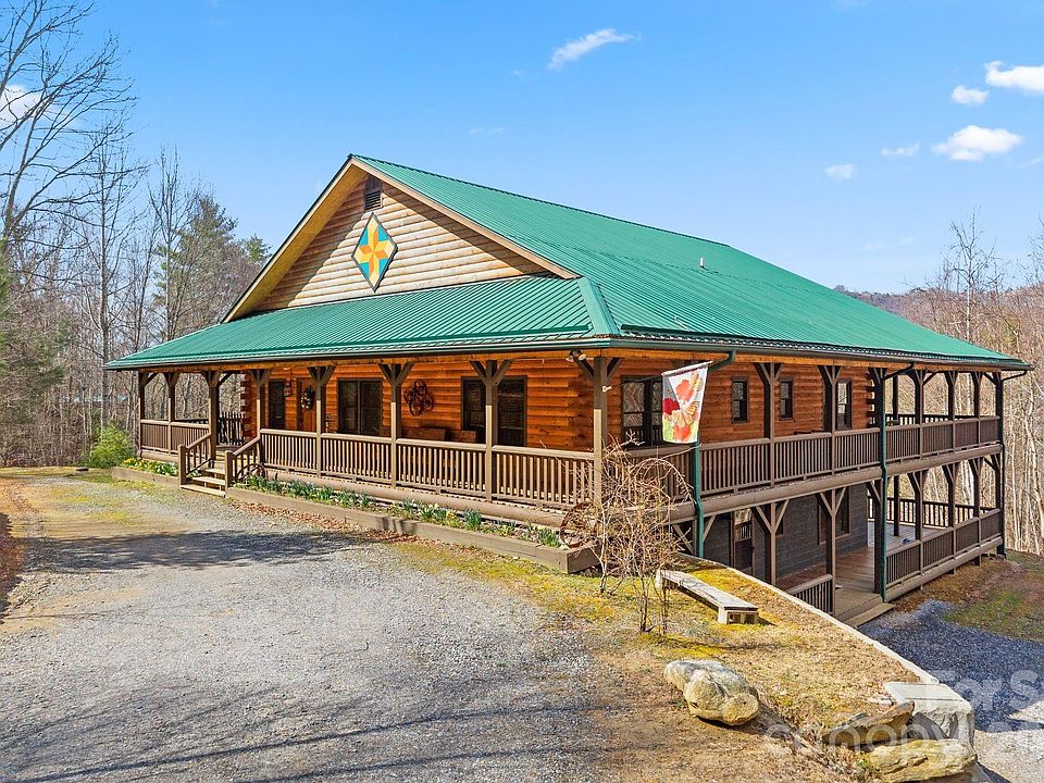 1st image of 264 Moonbeam Ln