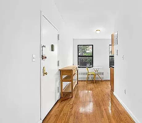 Rented by Corcoran | media 18