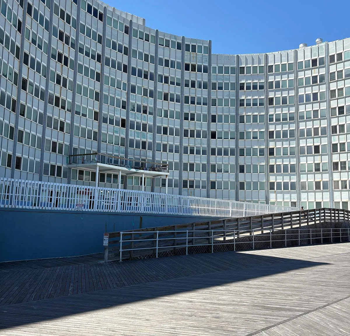 1 bed, $1,525 — Photo 4