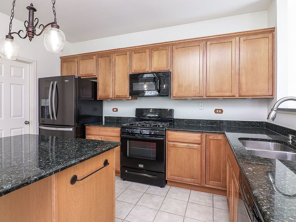 2nd image of 25411 Cove Ct