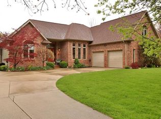 3737 Loton Dr, Fort Gratiot, MI 48059