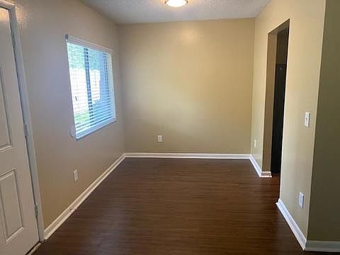 3rd image of 6234 Longchamp Dr