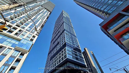 181 Dundas St E Photo 1