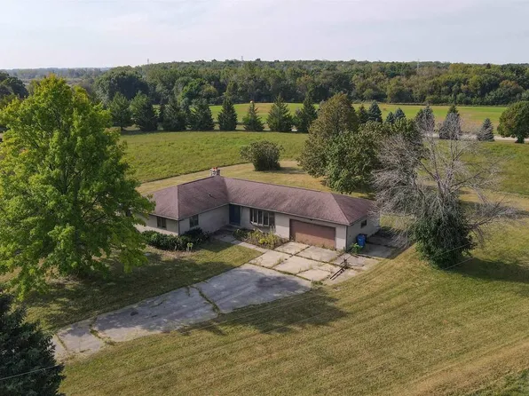 2605 Iverson Road, Stoughton, WI 53589