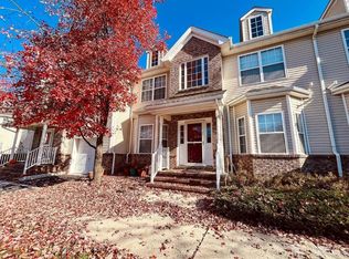 100 Forest Dr, Piscataway, NJ 08854