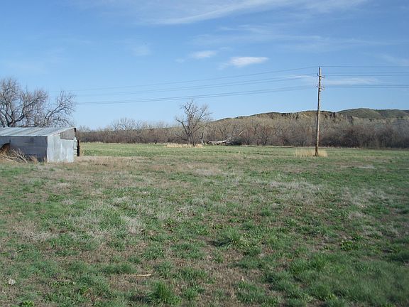 5th image of 606 N Highway 451
