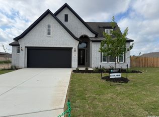 114 Cherrybark Oak, Castroville, TX 78009