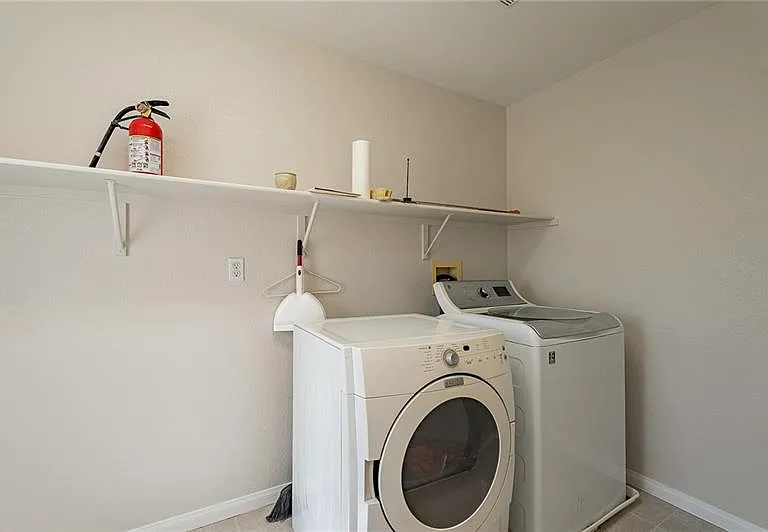 3588 White Mountain St — Photo 34