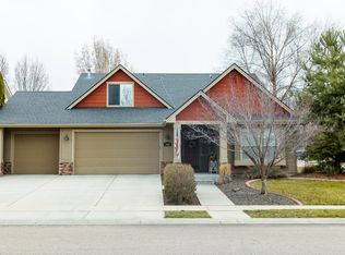 3662 N Legacy Woods Ave, Meridian, ID 83646