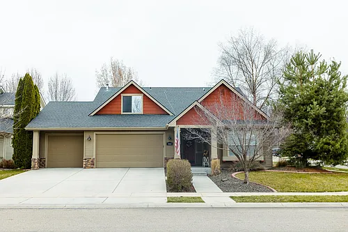 3662 N Legacy Woods Ave Photo 1
