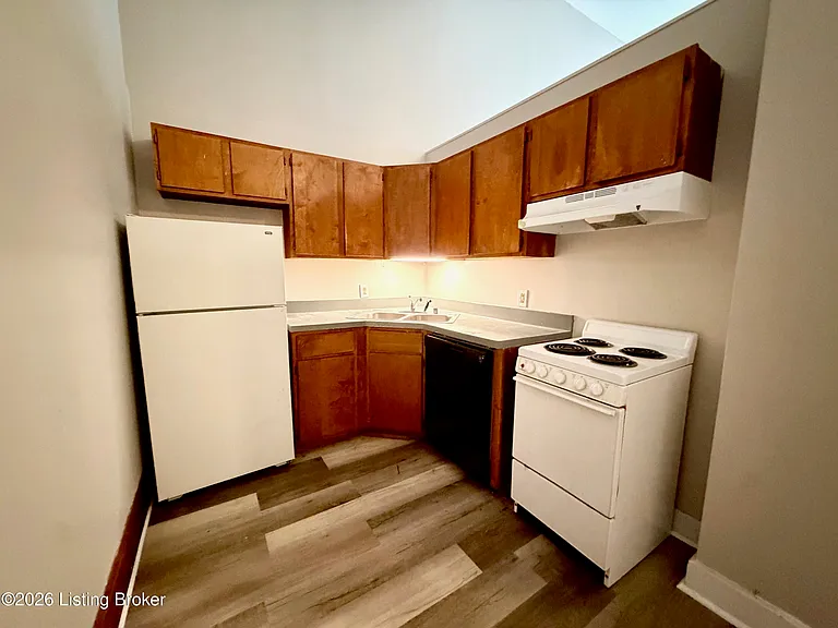 1107 E Kentucky St #3 — Photo 3