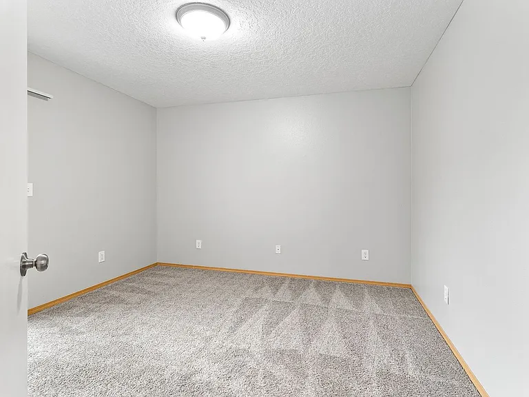 14154-14198 SE Summerfield Loop — Photo 18