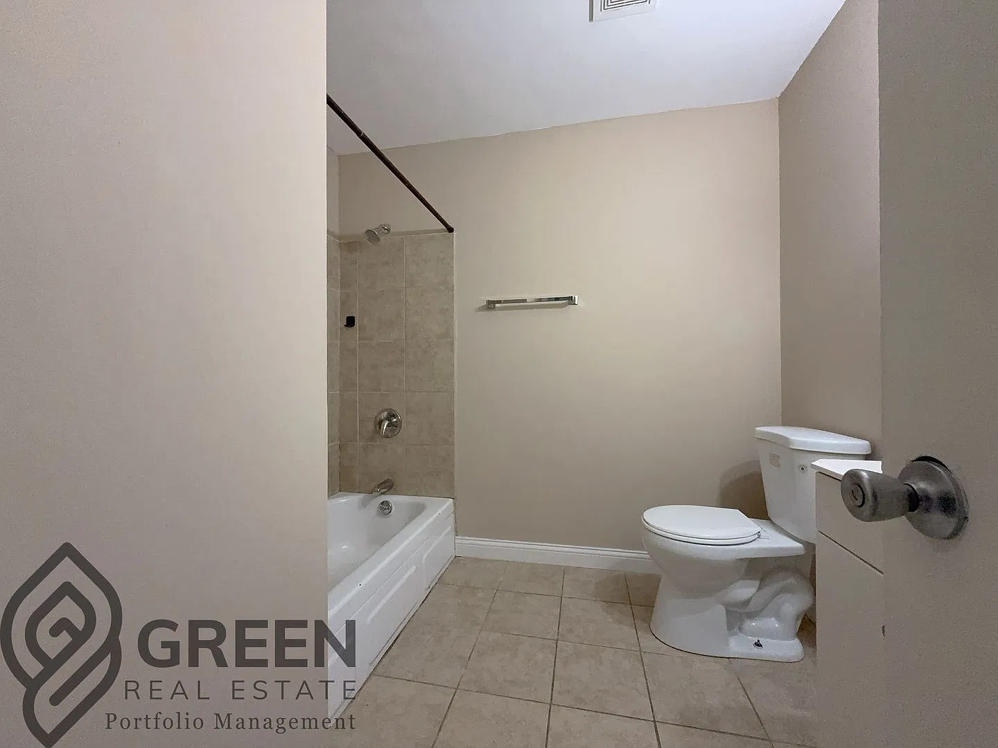 210 Tedmark Ct — Photo 4