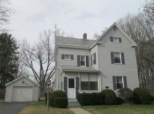 117 Ferry St, Easthampton, MA 01027