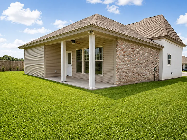 204 Lauren Grace Cir — Photo 13