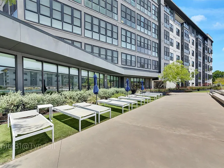 800 Embassy Dr #431 — Photo 21