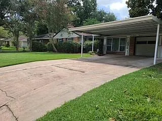 4319 Benning Dr — Photo 2