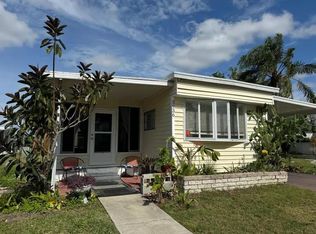3936 Voorne St, Sarasota, FL 34234