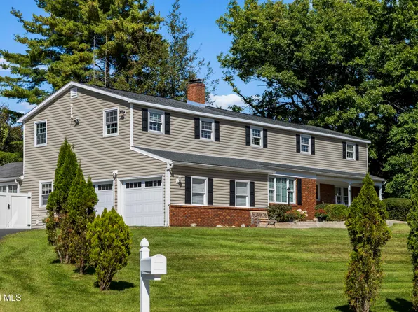 144 Wood Dale Drive, Ballston Lake, NY 12019