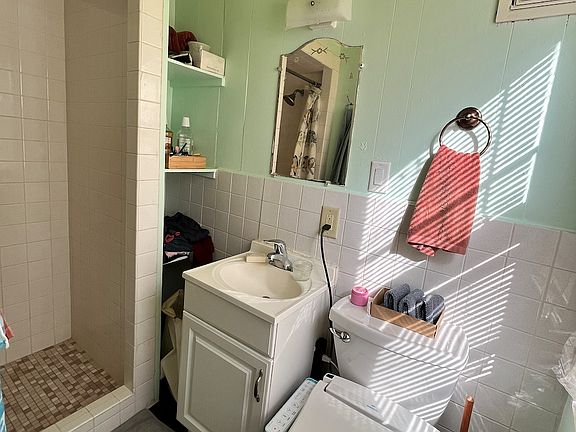 5th image of 1601 Adams St #2