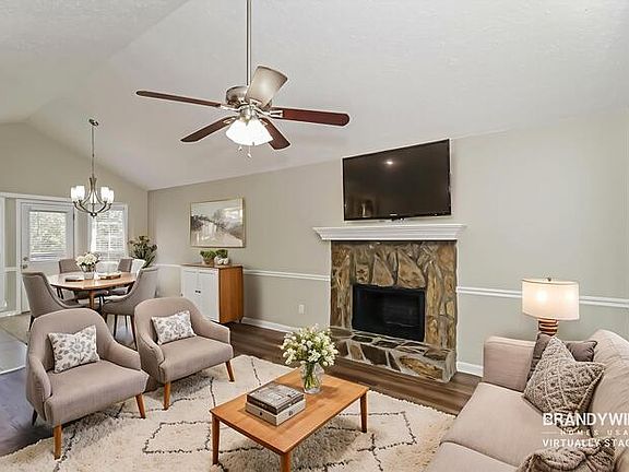 3rd image of 106 Whitney Ln