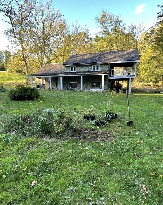 1st image of 301 Corrine Rd