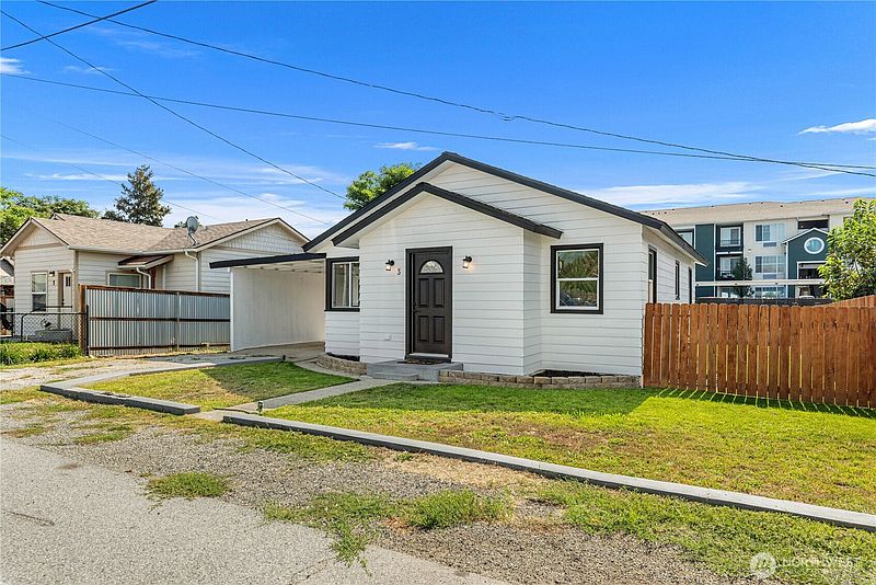 3rd image of 3 Island View Street