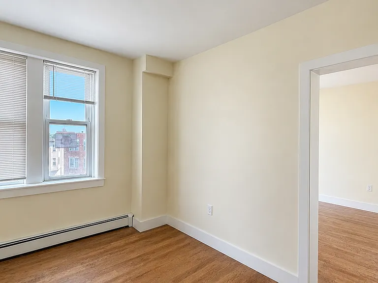 2 Malden St #3 — Photo 6