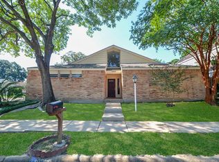 5003 Autumn Forest Dr, Houston, TX 77091