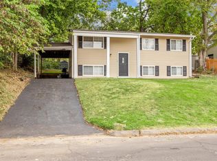 9785 Flora Ave, Saint Louis, MO 63114