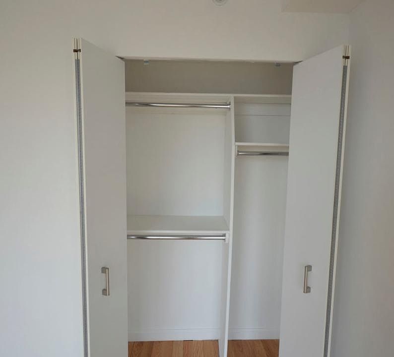 1st image of 483 10th Ave Rm 101