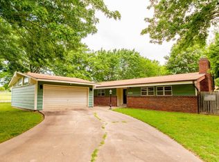 3312 W 3rd St, Coffeyville, KS 67337