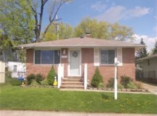 4043 Arlington Ave, Newburgh Heights, OH 44105