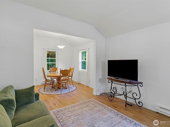 5th image of 2831 Galloway Street SE