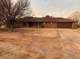 960 S Sara Rd, Blanchard, OK 73010