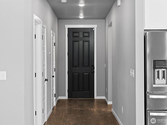 3rd image of 719 I Street NE