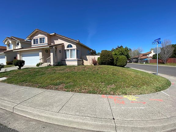 2nd image of 600 Catalina Cir