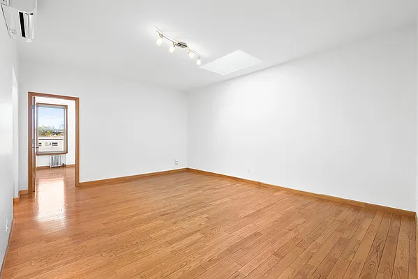 Rented by Corcoran | media 3