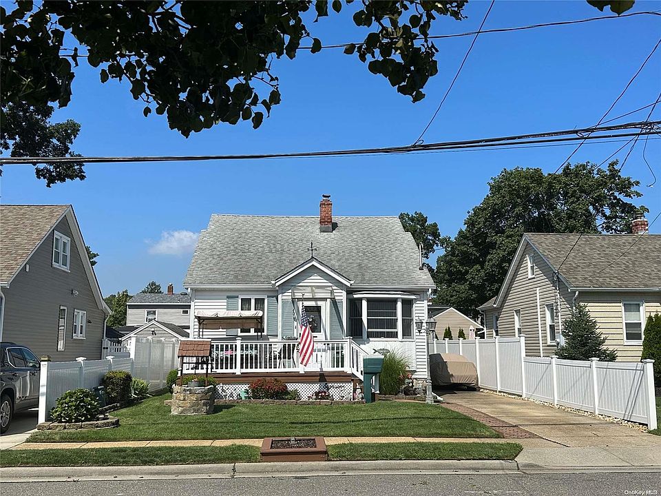 1st image of 18 Frank Avenue