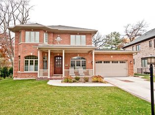 2728 Greenleaf Ave, Wilmette, IL
