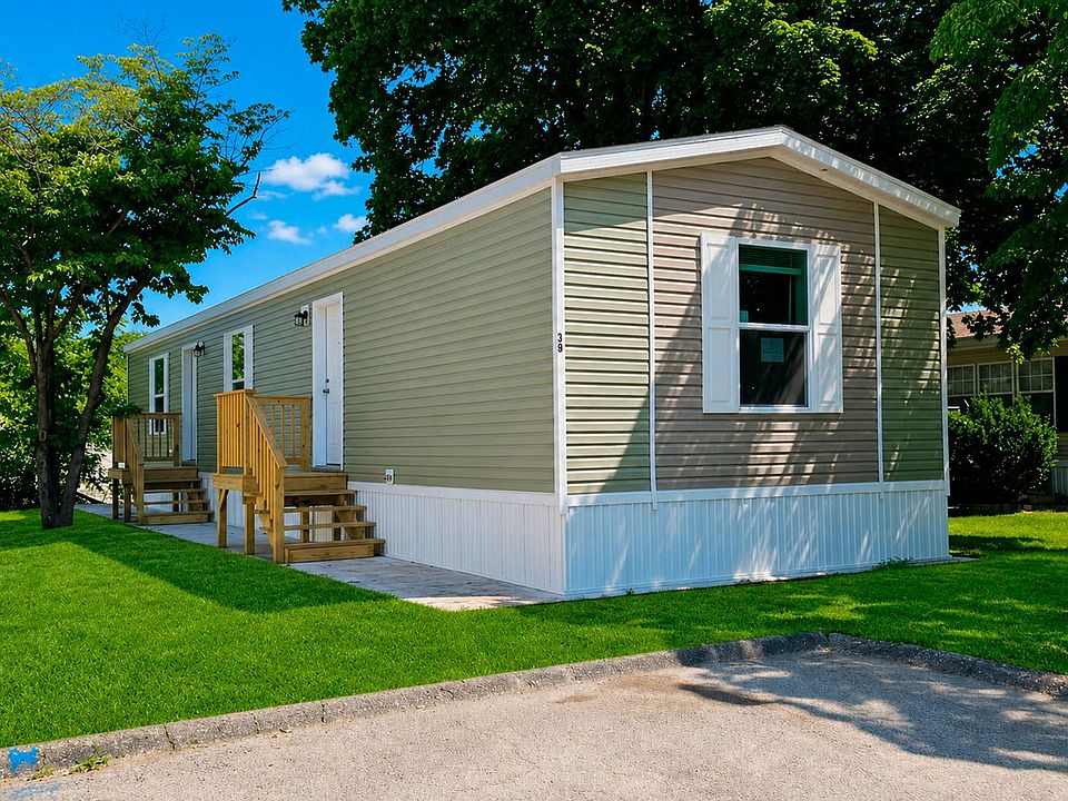 1st image of 39 Pinewood Est #39