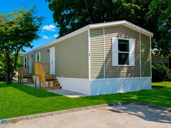 39 Pinewood Est #39, Chillicothe, IL 61523