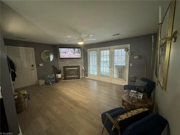 5501 Hornaday Rd Unit E, Greensboro, NC 27409