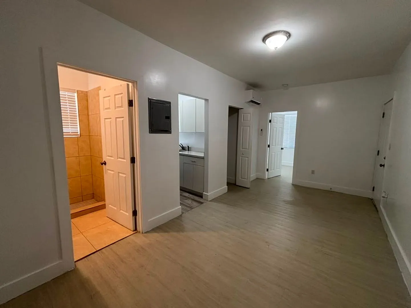 Havana Heights Apartments — Photo 3