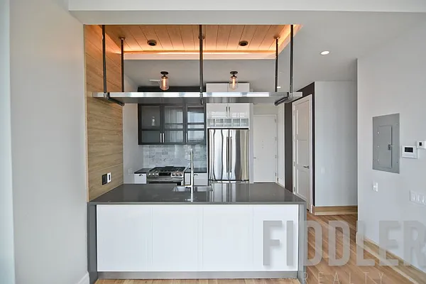 Rented by Fiddler Realty | media 49